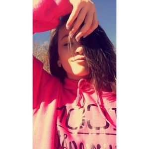 Meet your Posher, Lacy