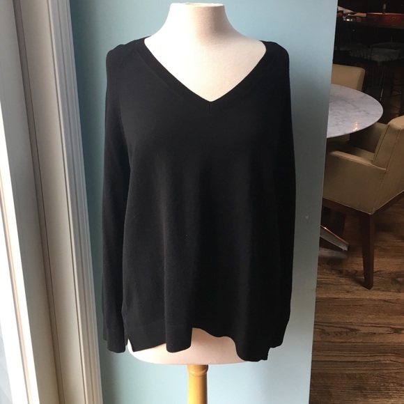 Black Banana Republic Sweater
