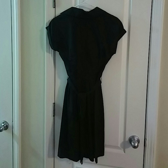 Dress - Picture 2 of 4