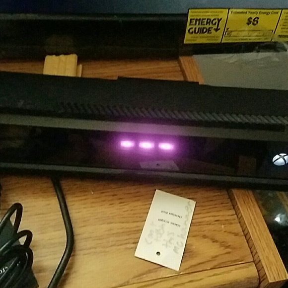 Xbox One - Picture 2 of 3