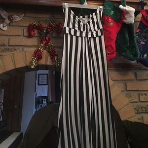 Black & white striped strapless maxi, size M