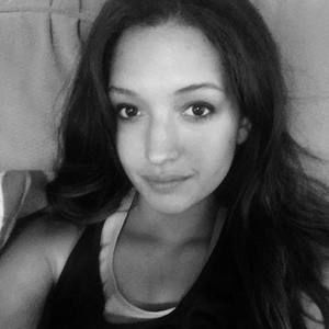 Meet your Posher, Liana