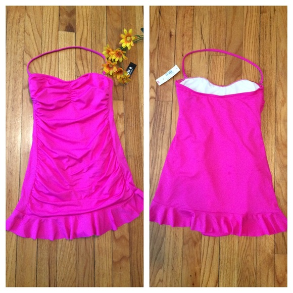 👙Pink skirt bathing suit 👙