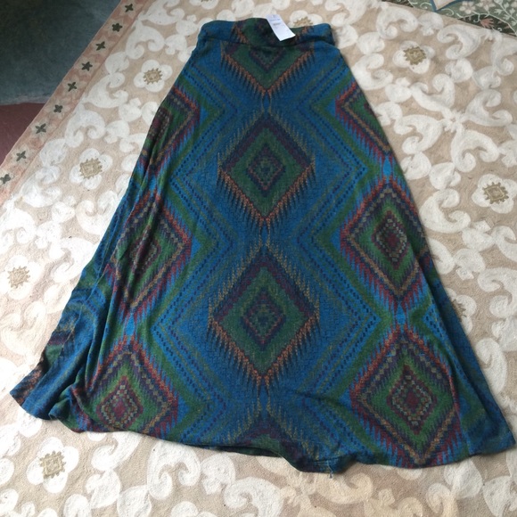 Beautiful knit maxi skirt