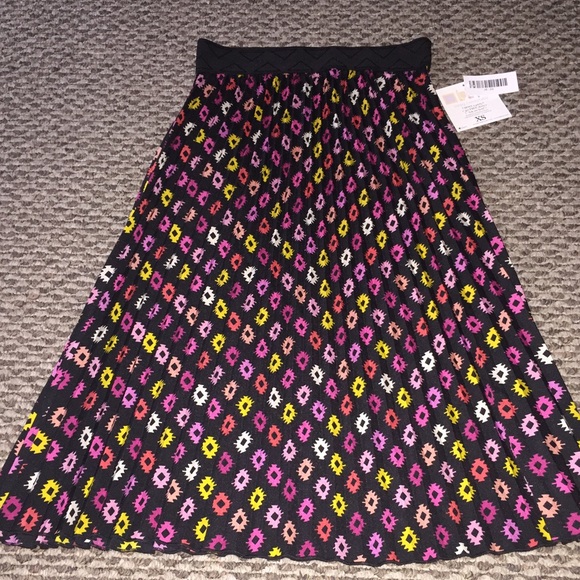 LuLaRoe Jill skirt