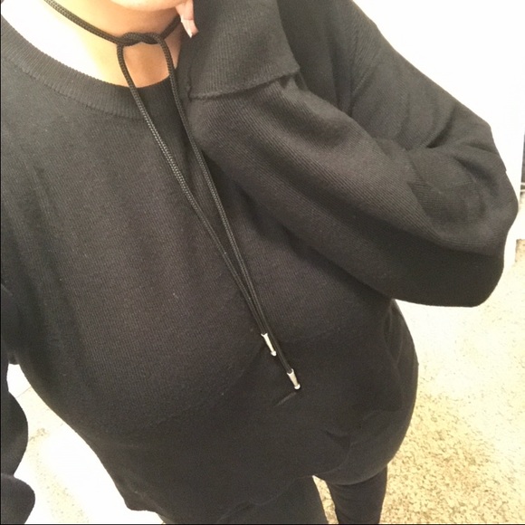 🎈Sweater Sale Basics Black Crop Sweater - Picture 3 of 3