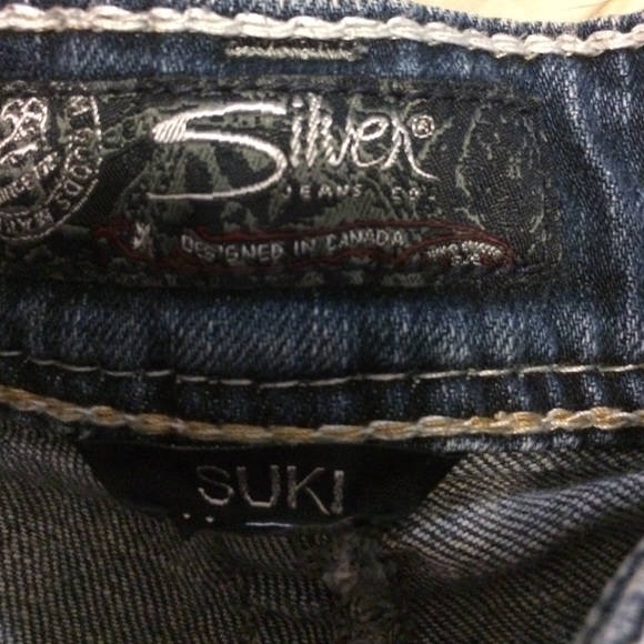Silver Jeans - Picture 3 of 4