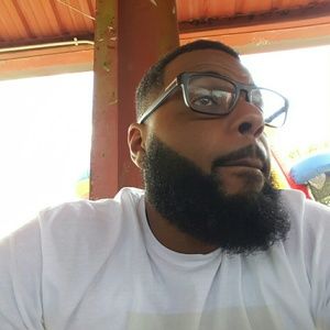 Meet your Posher, Troy