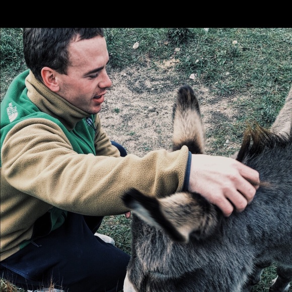 Meet your Posher, Tyler - Picture 1 of 1