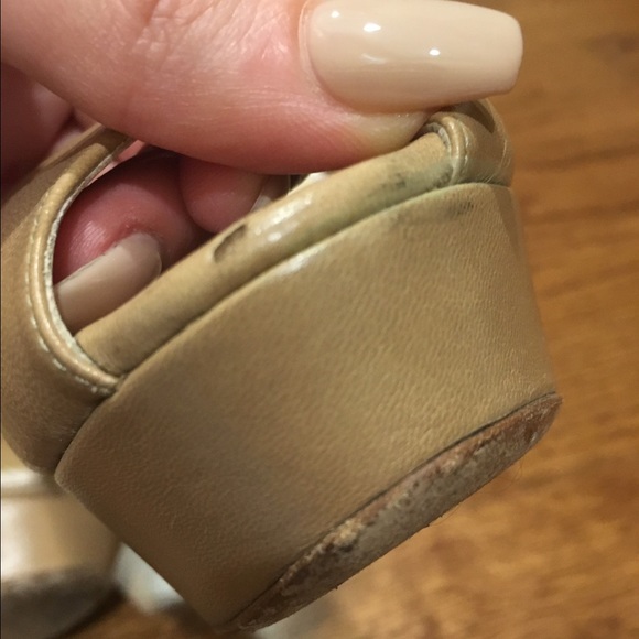 SOLD Jimmy Choo Nude Ultrahigh Slingbacks Heels - Picture 3 of 4