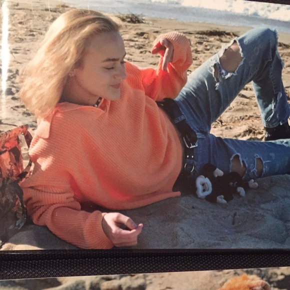 Meet your Posher, Nelle - Picture 1 of 1