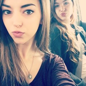 Meet your Posher, Kayla