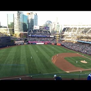 Meet your Posher, Donnie