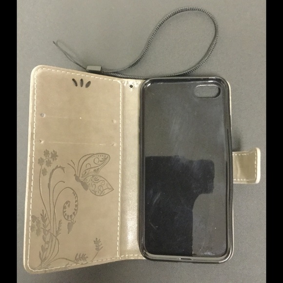 New iPhone 7 Wallet style case - Picture 3 of 3