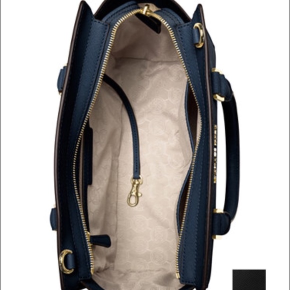 Michael Kors Selma Bag - Picture 2 of 7