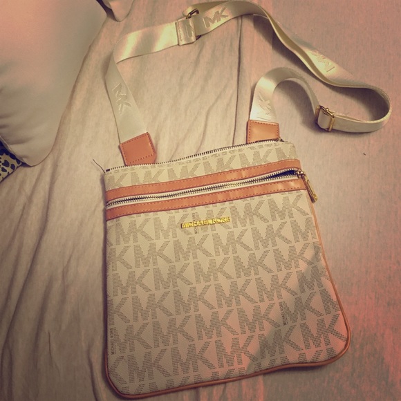 Mk Crossbody