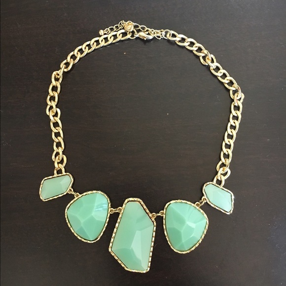 Mint statement necklace