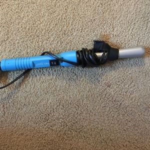 Bed head curling pop