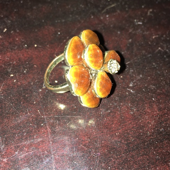 Brown flower Rhinestone Ring - Picture 3 of 4