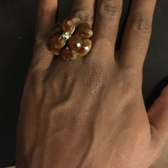 Brown flower Rhinestone Ring - Picture 4 of 4