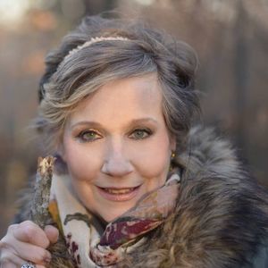 Meet your Posher, Joan