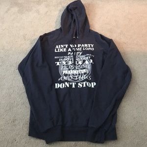 DOCTOR WHO Fandom Sweatshirt