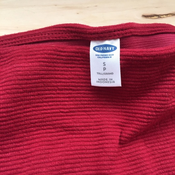 Old Navy red ponte mini skirt Small, tall - Picture 3 of 3