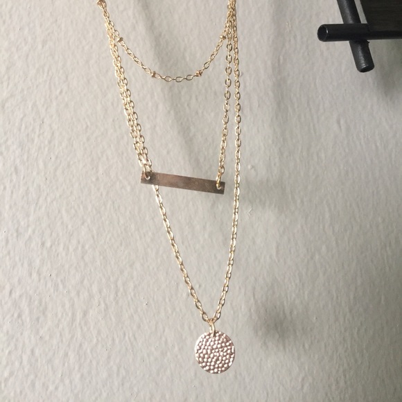 GOLD BAR & CIRCLE DELICATE LAYERED NECKLACE - Picture 3 of 3
