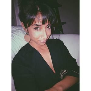 Meet your Posher, Alexandra