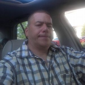 Meet your Posher, Chuck