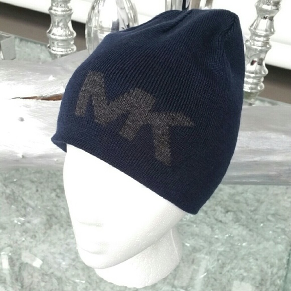 LAST CHANCE -NO OFFERS Michael Kors Unisex Beanie - Picture 2 of 3