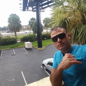 Meet your Posher, Leandro