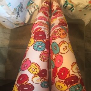 LuLaRoe Donuts Leggings OS NWT