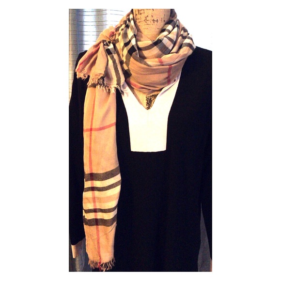 NWT Classic Plaid Long Scarf