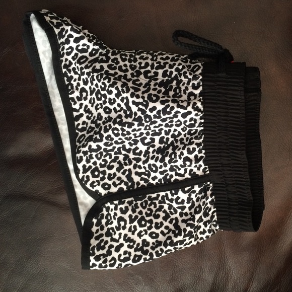 Rip Curl shorts - Picture 3 of 3