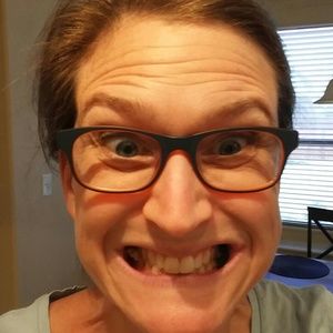 Meet your Posher, Julia