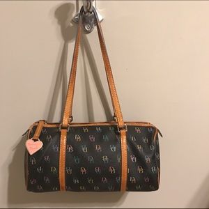 Dooney and Bourke logo barrel purse