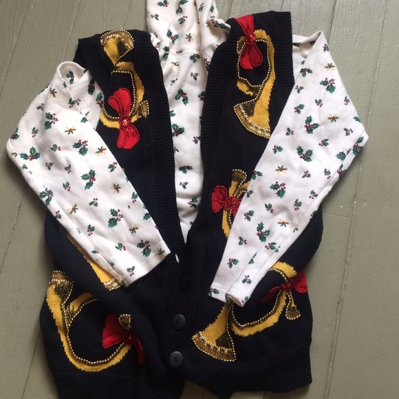 Bedazzled Christmas sweatervest 🎄