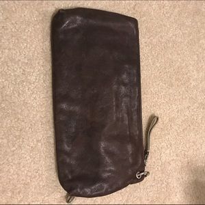 Kenneth Cole Bags - Kenneth Cole brown leather clutch Kenneth Cole Bags - Kenneth Cole brown leather clutch