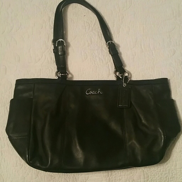 🚨🚨SOLD🚨🚨Coach handbag (No F1173-F17721)