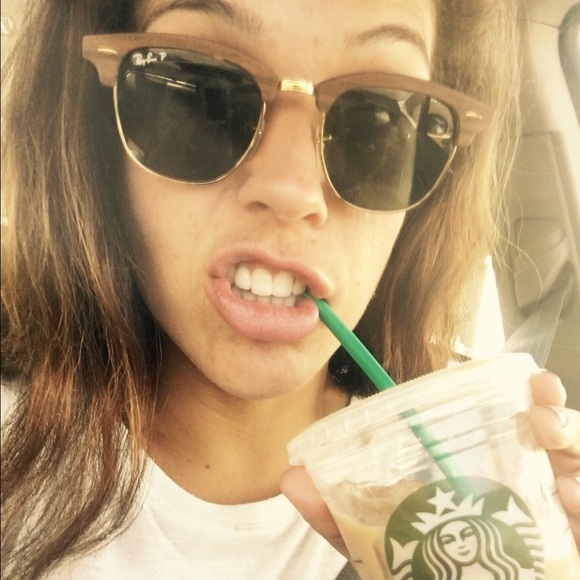 Meet your Posher, Keely - Picture 1 of 1