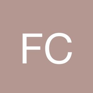 Meet your Posher, Francisca