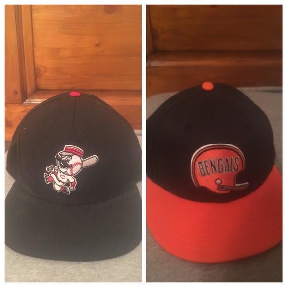 CINCINNATI REDS CINCINNATI BENGALS SNAPBACKS