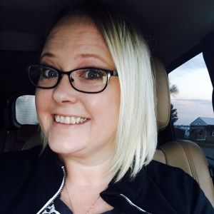 Meet your Posher, Candie