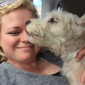 Meet your Posher, Jennifer