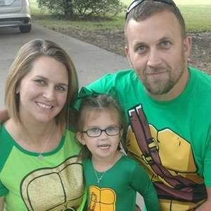 Meet your Posher, Courtney