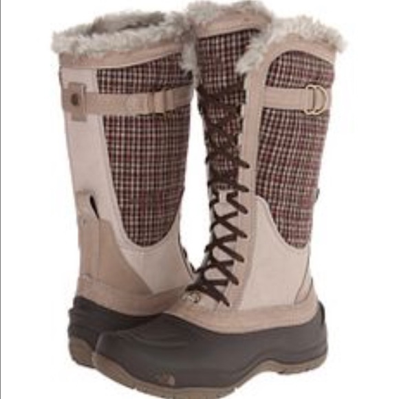 The North Face Winter Snow Boots (size 8)