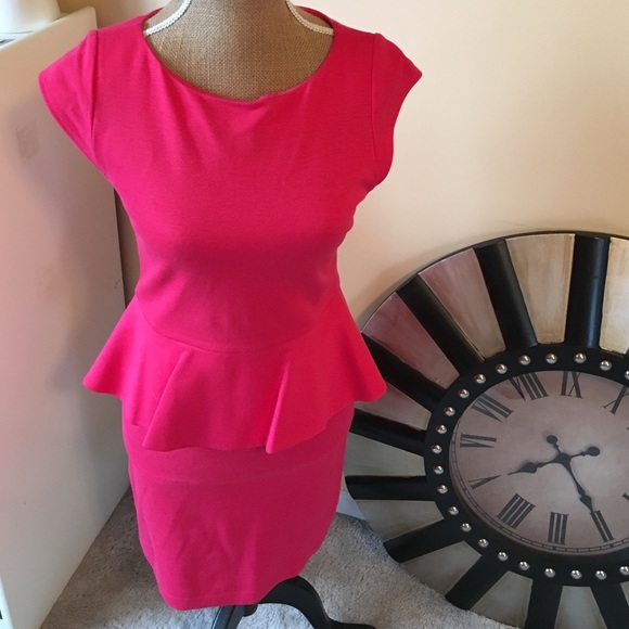 Alice & Olivia red peplum dress