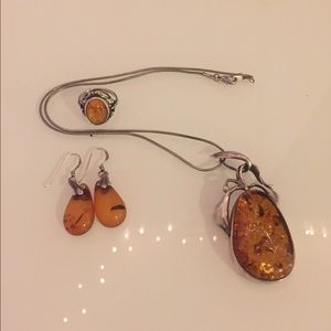 Authentic amber set