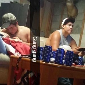 Meet your Posher, Derrick